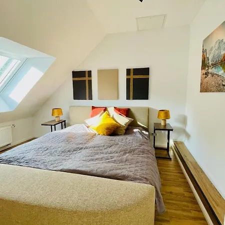 Eifelsuiten - Mit Sauna, Kamin Und Balkon In Der Vulkaneifel - Kerpen Loogh Apartment *
