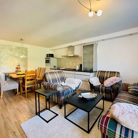 Eifelsuiten - Mit Sauna, Kamin Und Balkon In Der Vulkaneifel - Kerpen Loogh Apartment