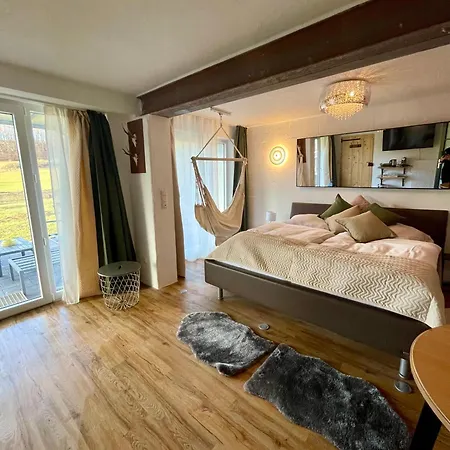 Eifelsuiten - Mit Sauna, Kamin Und Balkon In Der Vulkaneifel - Kerpen Loogh Apartment