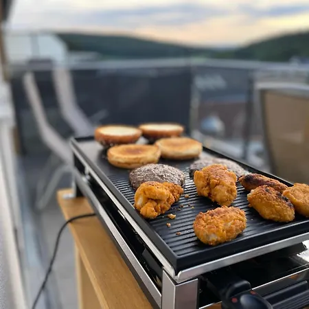 Eifelsuiten - Mit Sauna, Kamin Und Balkon In Der Vulkaneifel - Kerpen Loogh Apartment *