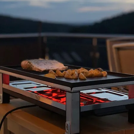 Apartment Eifelsuiten - Mit Sauna, Kamin Und Balkon In Der Vulkaneifel - Kerpen Loogh